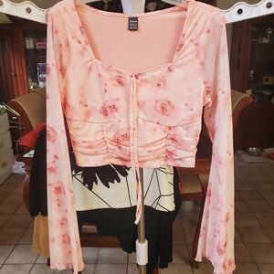 SHEIN Pink Floral Crop Top